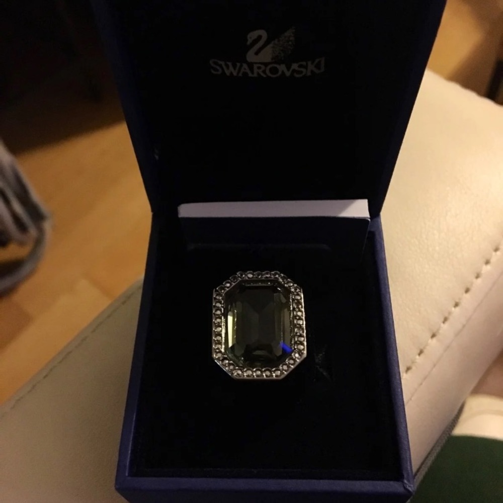 Swarovski cocktail ring